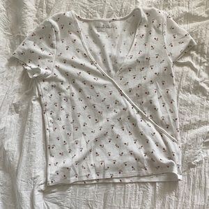 AMERICAN EAGLE FLOWER TOP